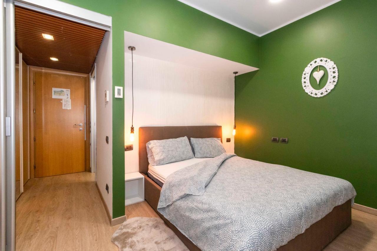 Enjoy Room- Appartamento Con Parcheggio Gratuito E Colazione Deliziosa ! ตูริน ภายนอก รูปภาพ