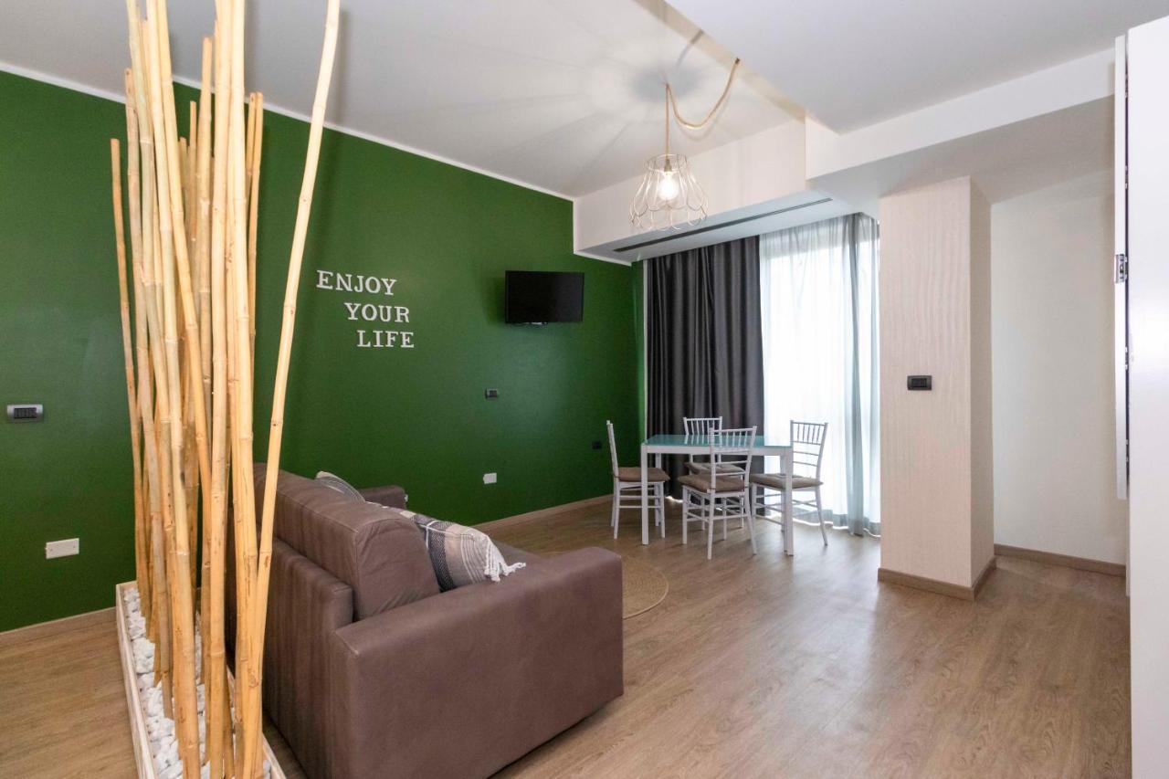 Enjoy Room- Appartamento Con Parcheggio Gratuito E Colazione Deliziosa ! ตูริน ภายนอก รูปภาพ